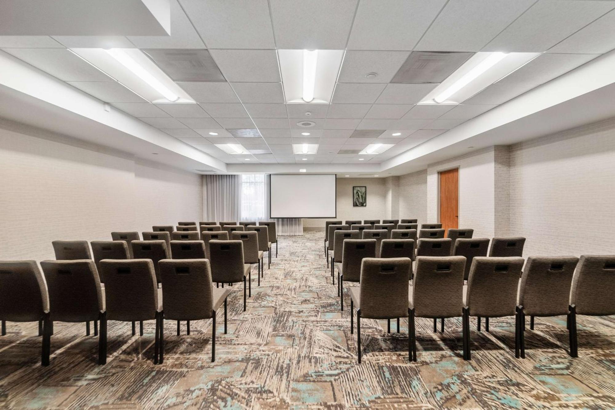 Doubletree By Hilton Carson Otel Dış mekan fotoğraf
